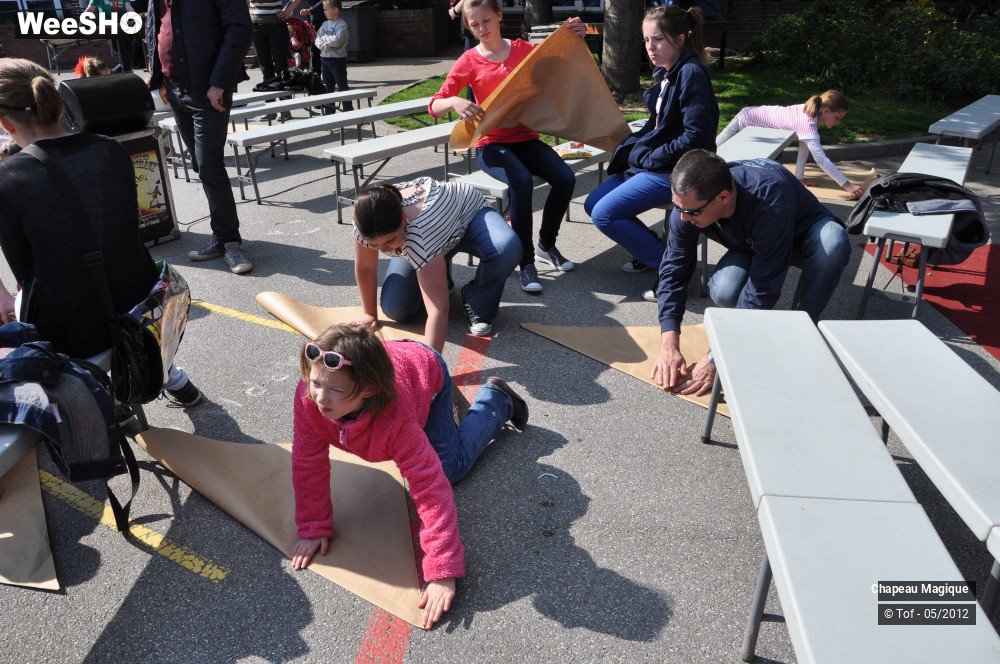 19/40 photos du spectacle Chapeau Magique