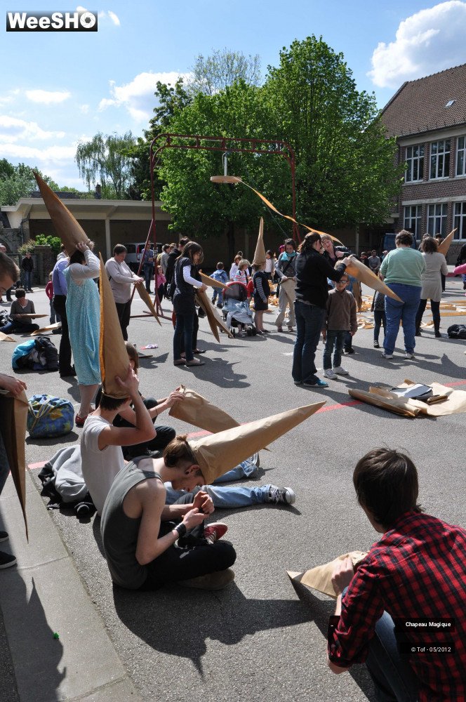 21/40 photos du spectacle Chapeau Magique