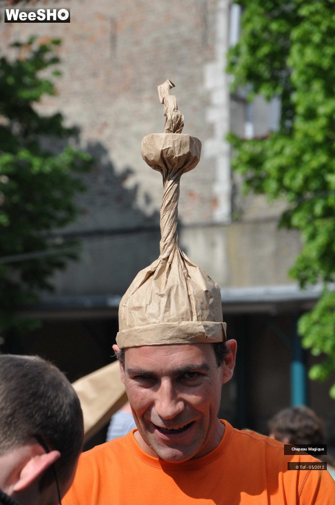 22/40 photos du spectacle Chapeau Magique