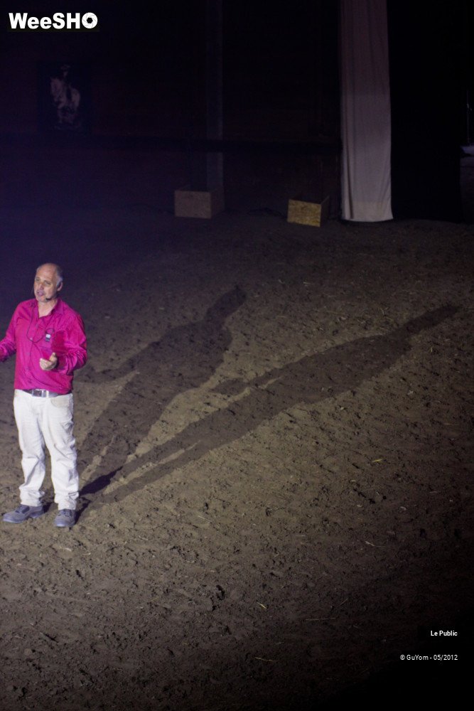 25/26 photos du spectacle Spectacle Equestre 2 Ambiance