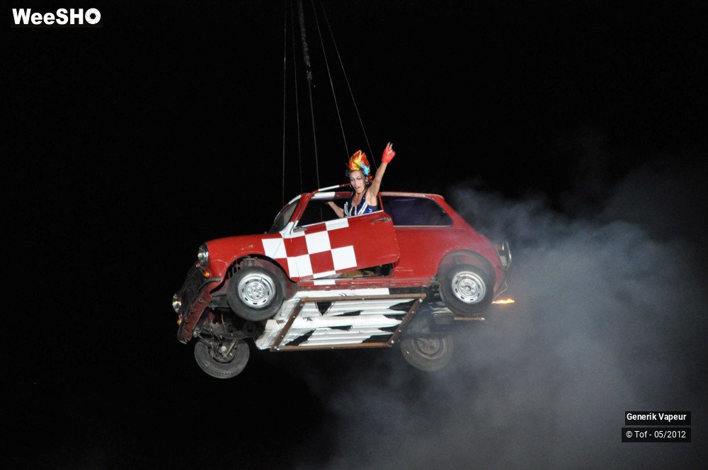 3/33 photos du spectacle Générik Vapeur