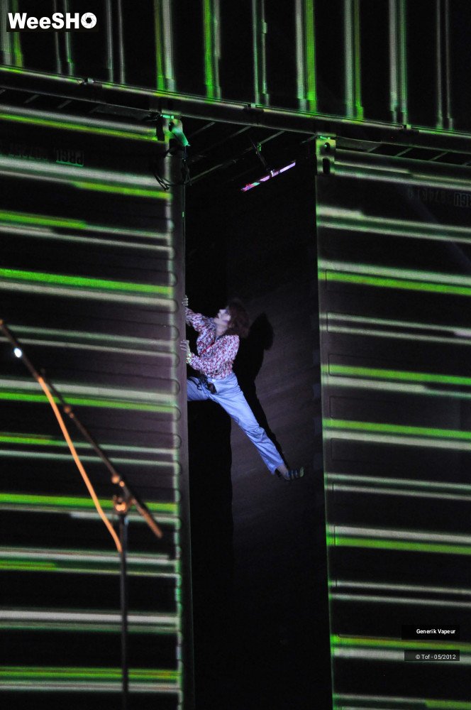 19/33 photos du spectacle Générik Vapeur