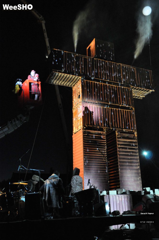 25/33 photos du spectacle Générik Vapeur