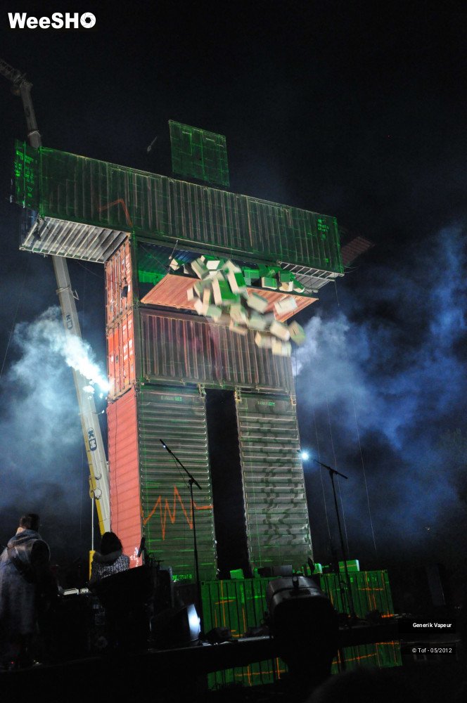 28/33 photos du spectacle Générik Vapeur