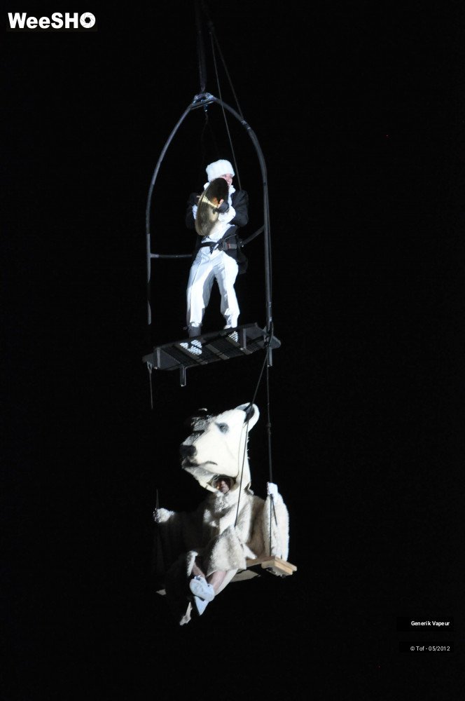 30/33 photos du spectacle Générik Vapeur