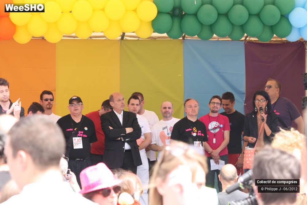 1/48 photos du spectacle Gay Pride 2012 1