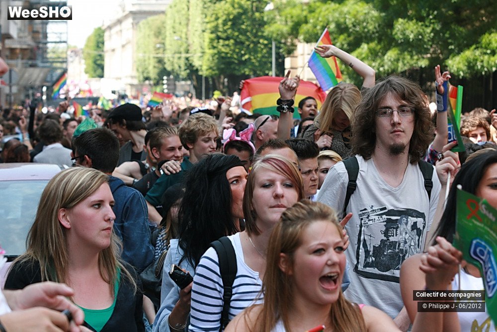 22/48 photos du spectacle Gay Pride 2012 1