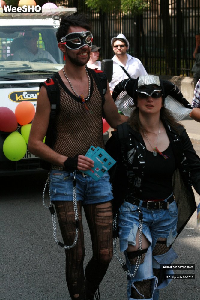 37/48 photos du spectacle Gay Pride 2012 1