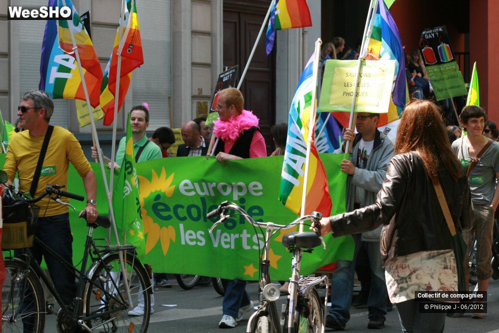 11/48 photos du spectacle Gay Pride 2012 2