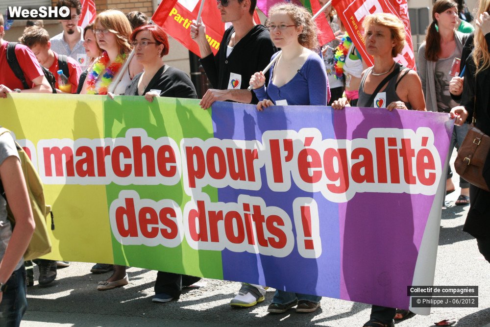 13/48 photos du spectacle Gay Pride 2012 2