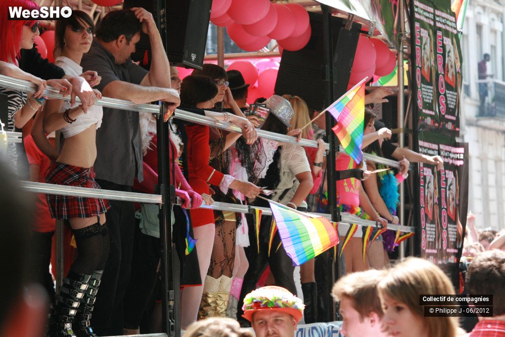 22/48 photos du spectacle Gay Pride 2012 2
