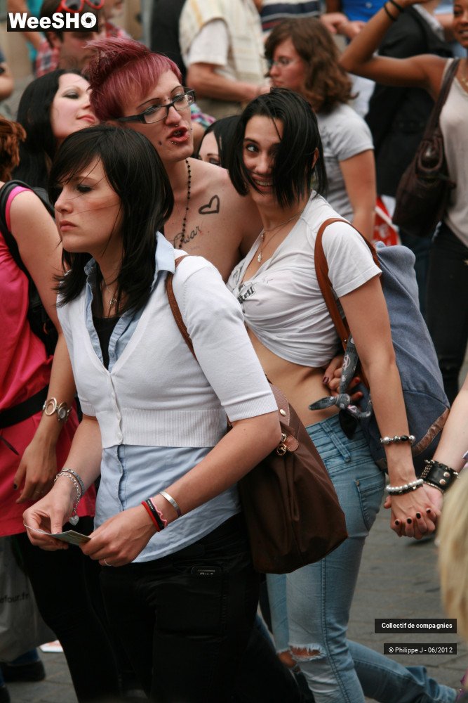 35/48 photos du spectacle Gay Pride 2012 2