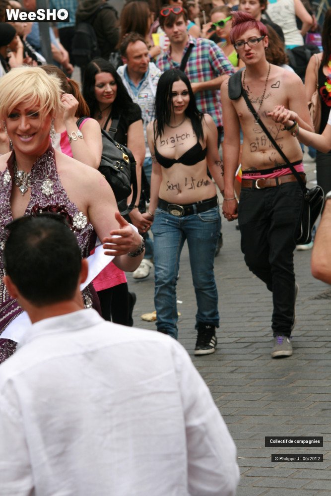 43/48 photos du spectacle Gay Pride 2012 2