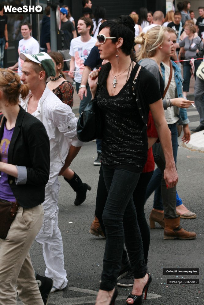 46/48 photos du spectacle Gay Pride 2012 2
