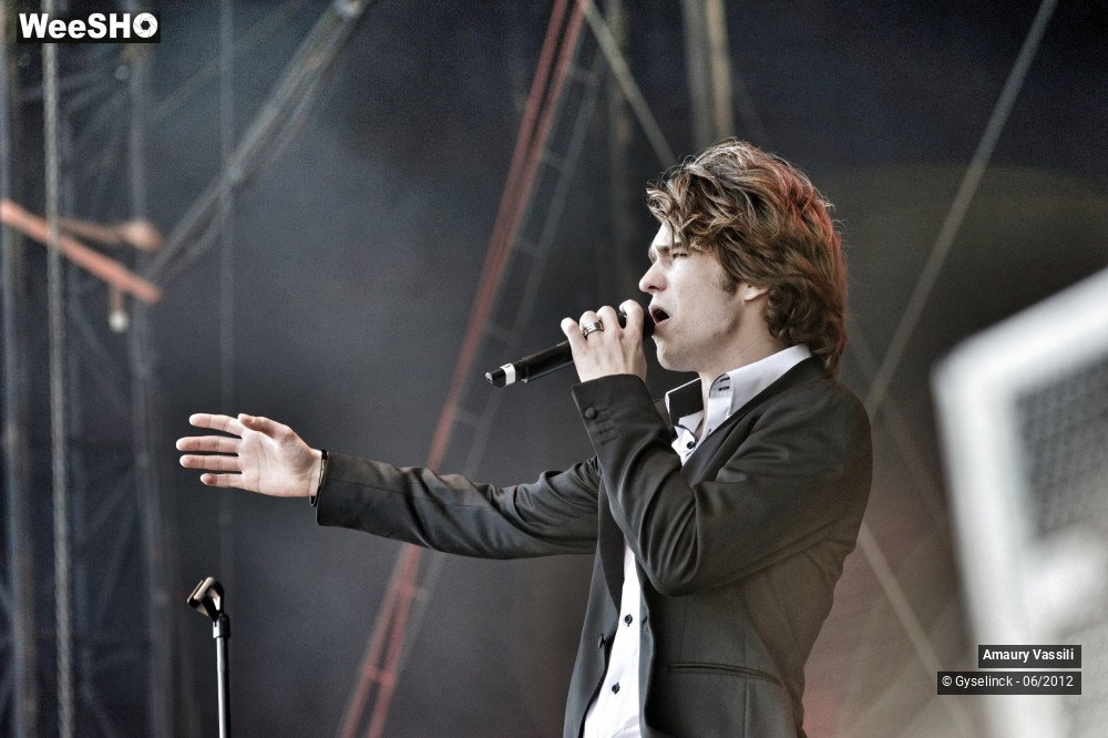 2/34 photos du spectacle Amaury Vassili