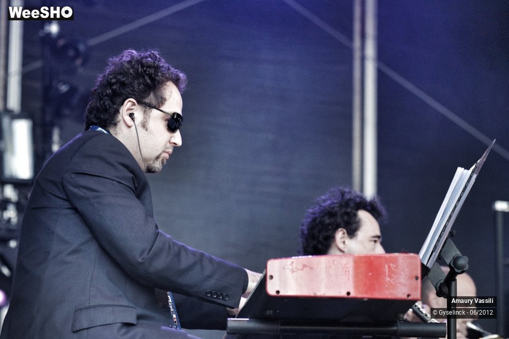 6/34 photos du spectacle Amaury Vassili