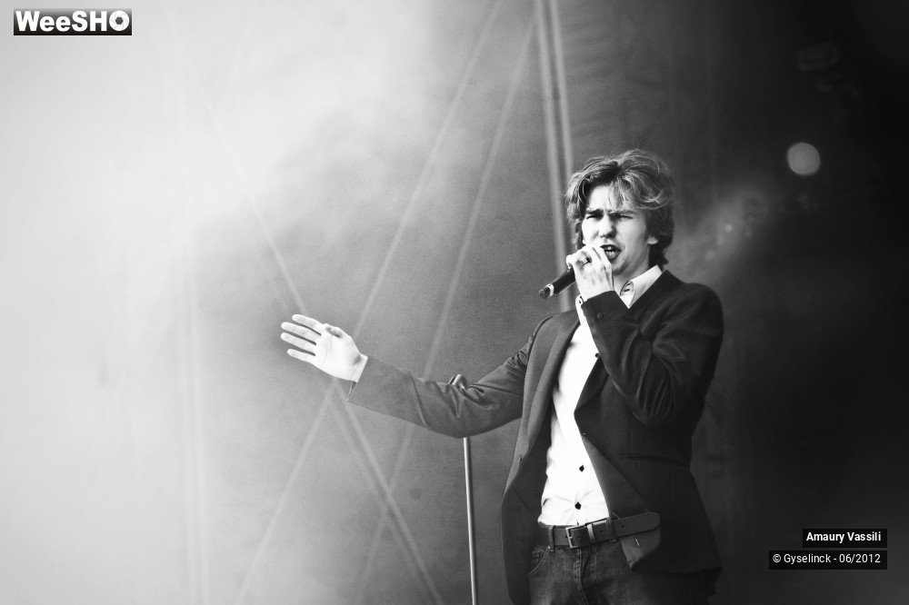 15/34 photos du spectacle Amaury Vassili