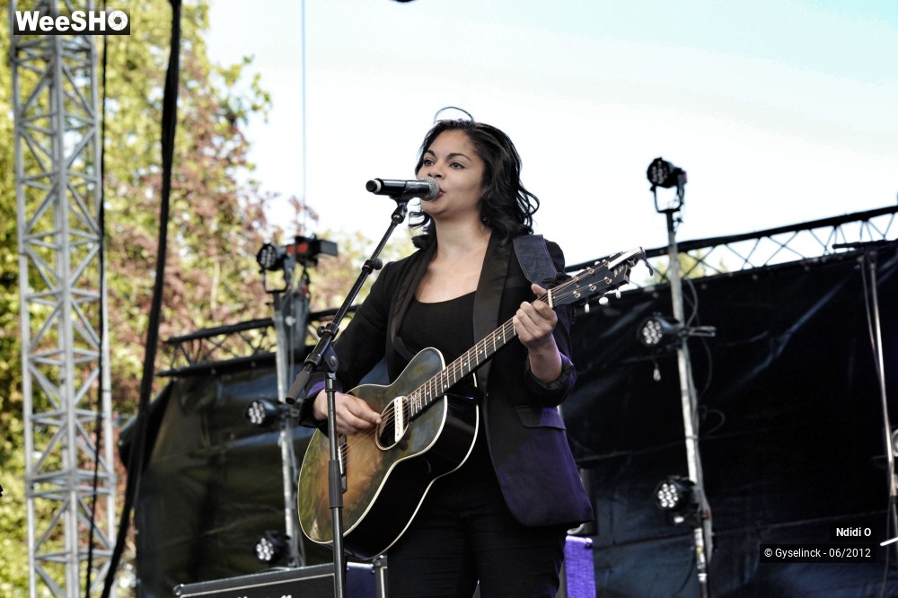 10/23 photos du spectacle Ndidi O