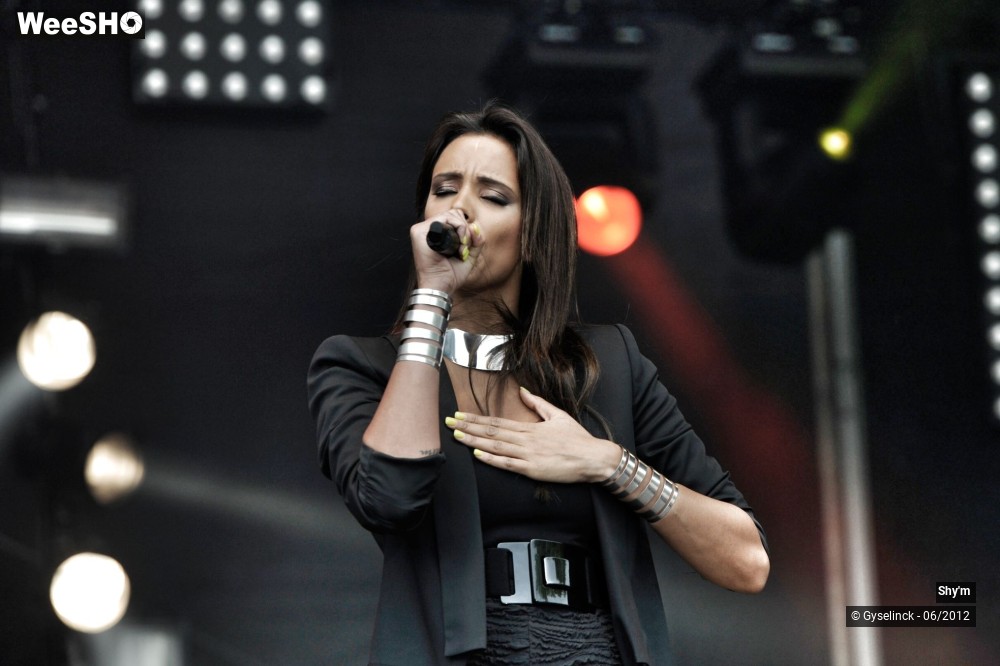 17/27 photos du spectacle Shy'm