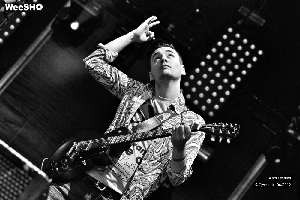 15/26 photos du spectacle Ward Leonard