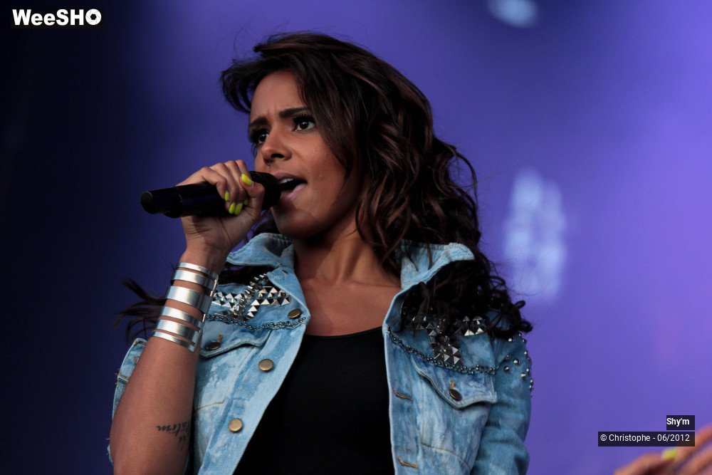 20/50 photos du spectacle Shy'm