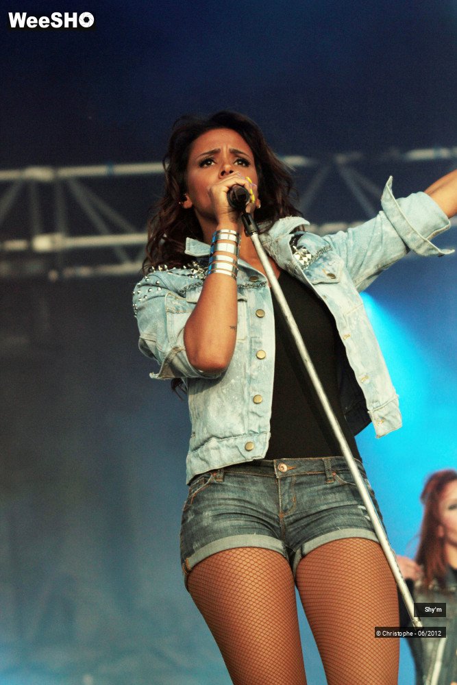 38/50 photos du spectacle Shy'm