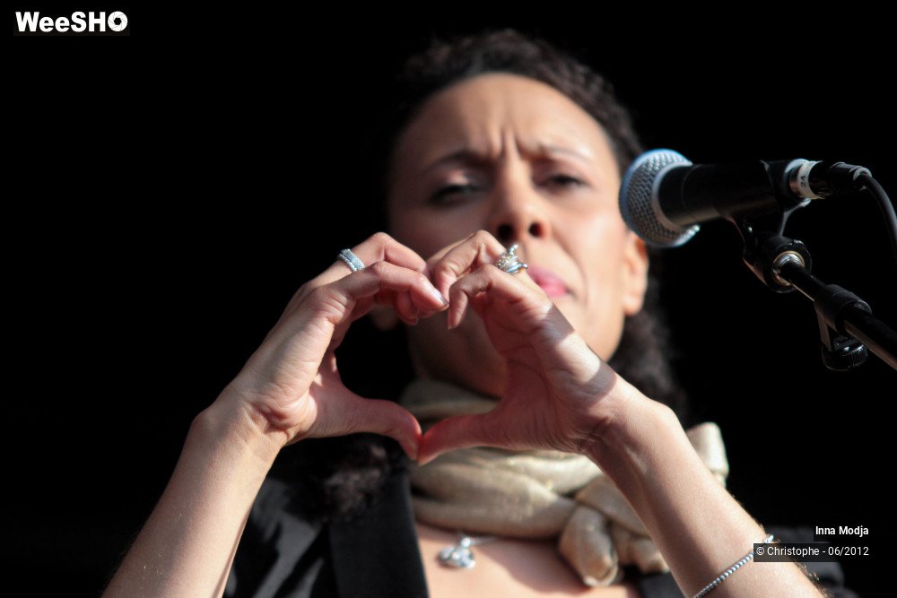 1/50 photos du spectacle Inna Modja
