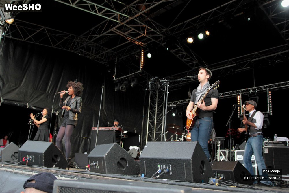 6/50 photos du spectacle Inna Modja