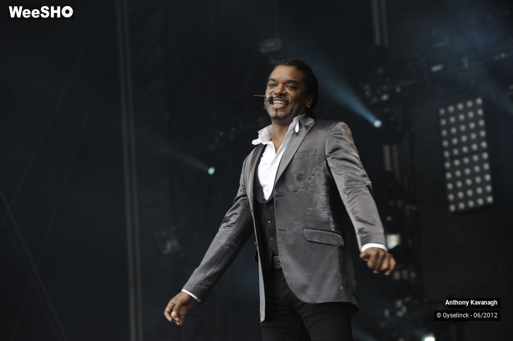 2/21 photos du spectacle Anthony Kavanagh