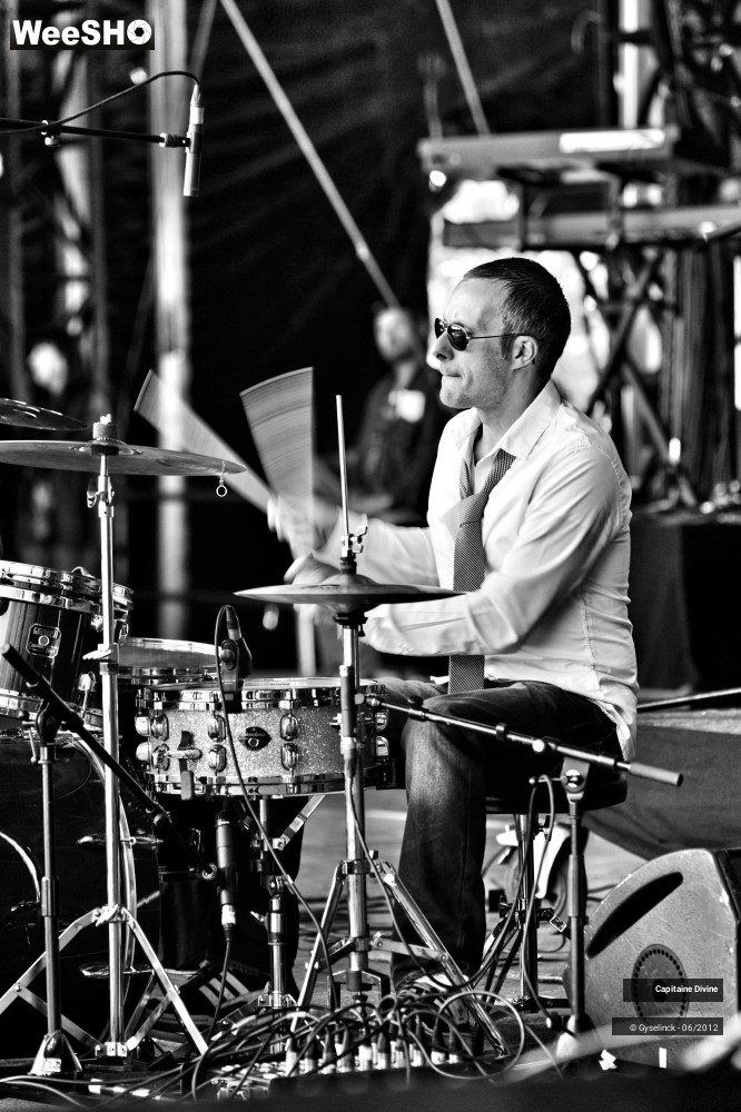 1/32 photos du spectacle Capitaine Divine