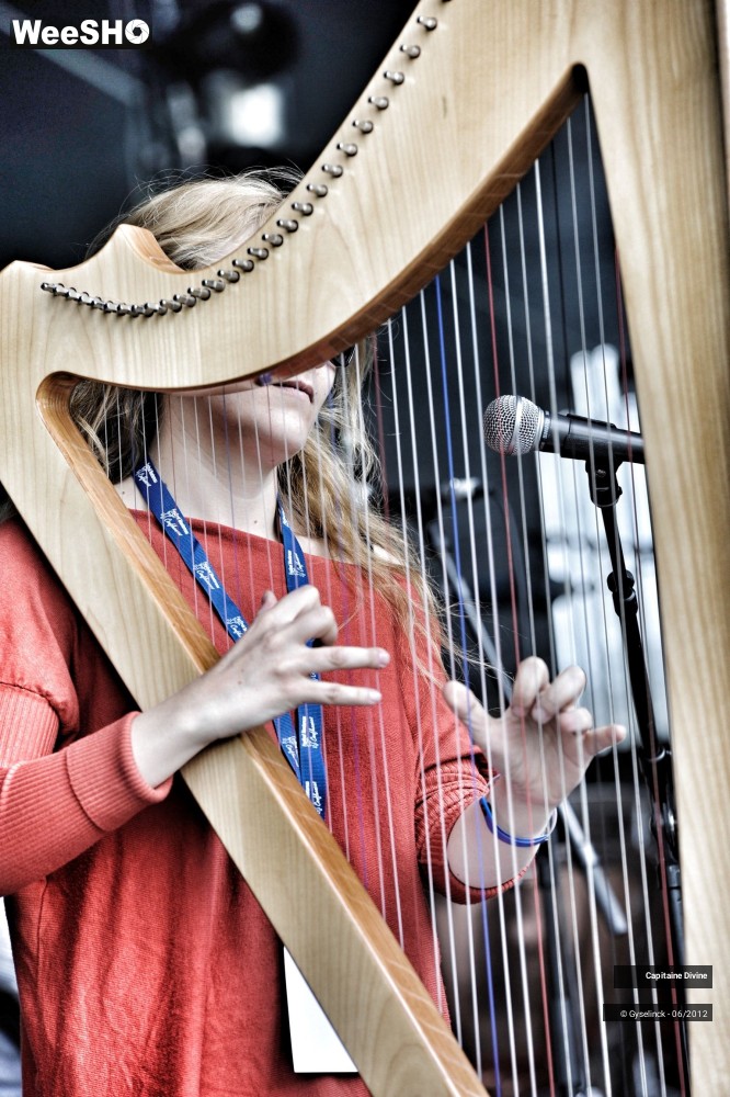 26/32 photos du spectacle Capitaine Divine