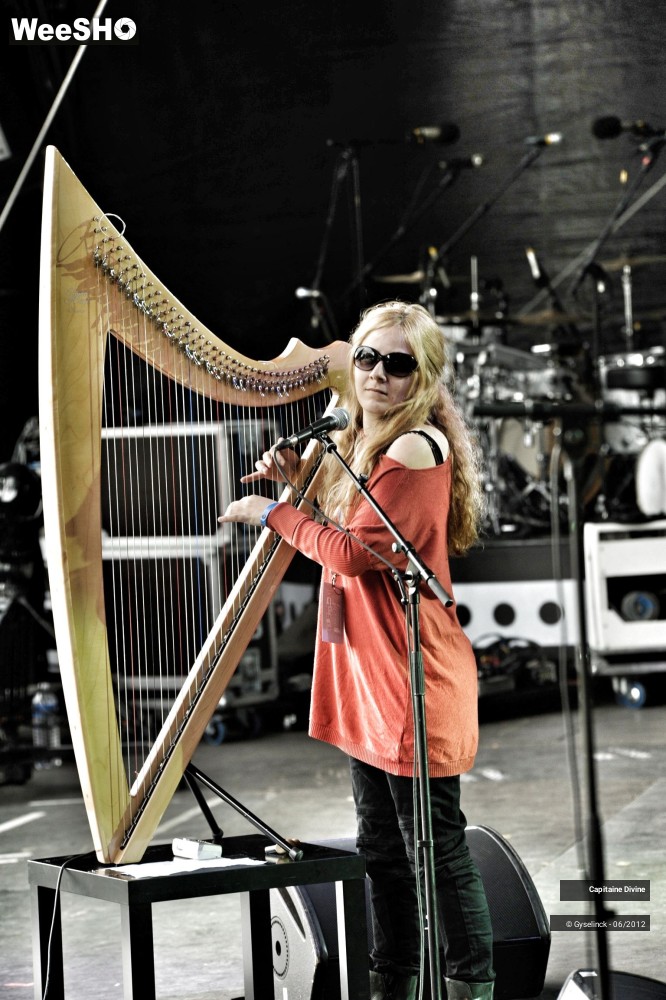 29/32 photos du spectacle Capitaine Divine