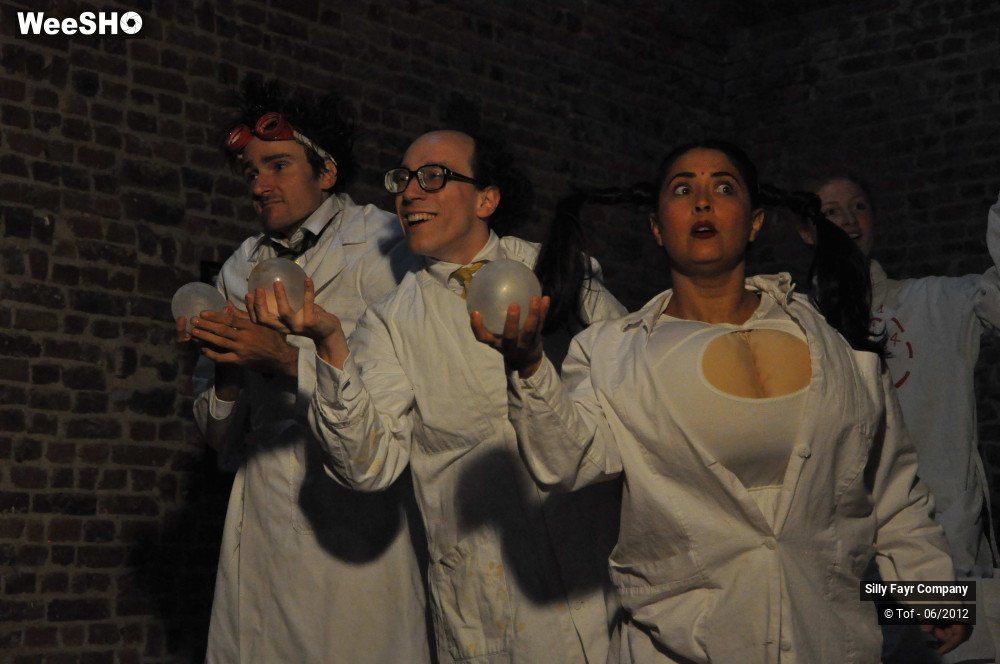 13/24 photos du spectacle SillyConn'