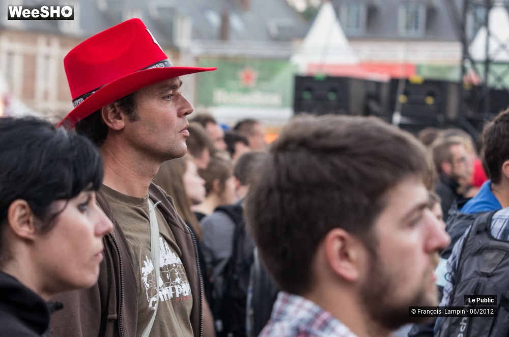 44/50 photos du spectacle Main Square Ambiance J1
