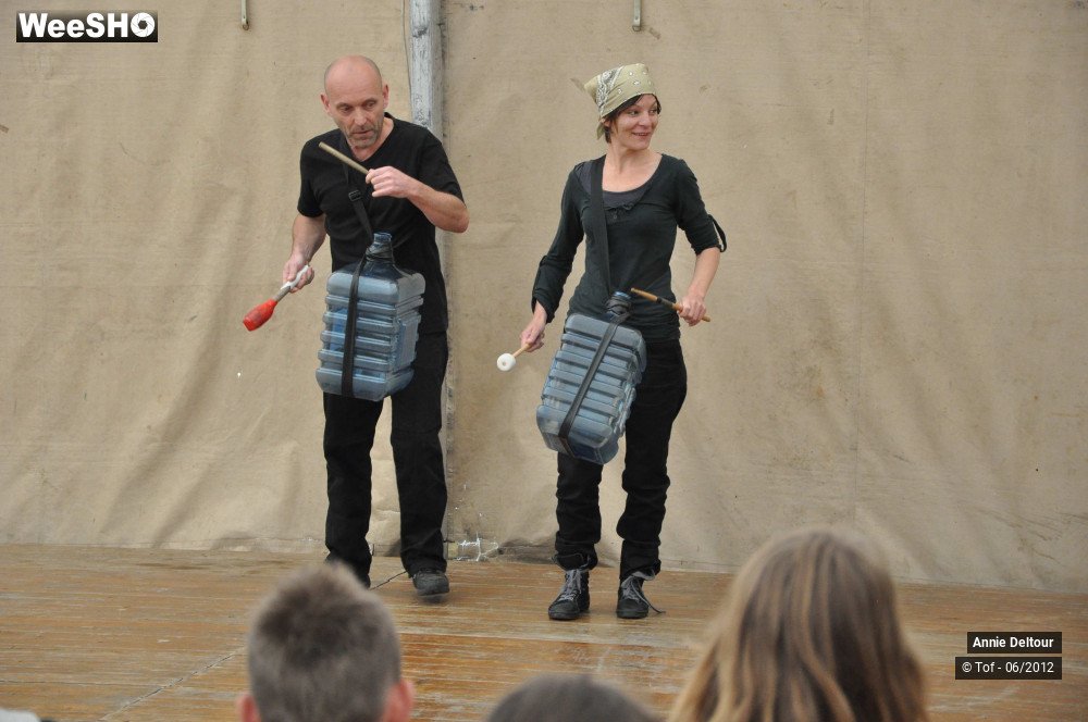 3/19 photos du spectacle Bouteilles percutées