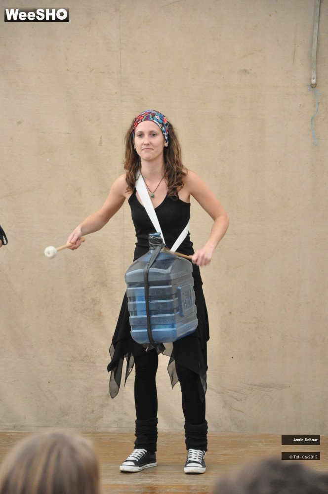 15/19 photos du spectacle Bouteilles percutées