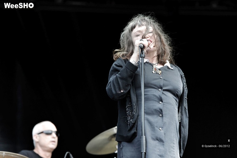 16/16 photos du spectacle X