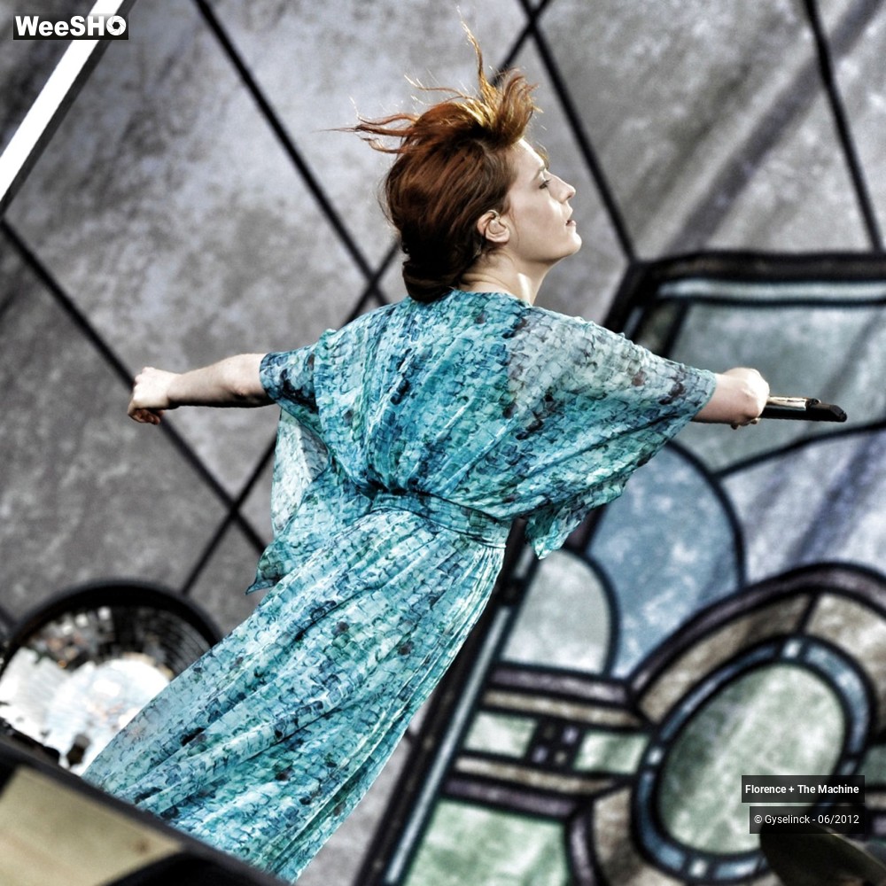 28/31 photos du spectacle Florence + The Machine