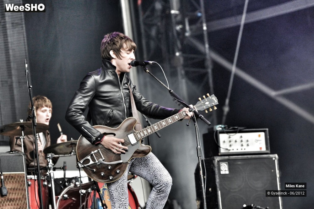 17/18 photos du spectacle Miles Kane