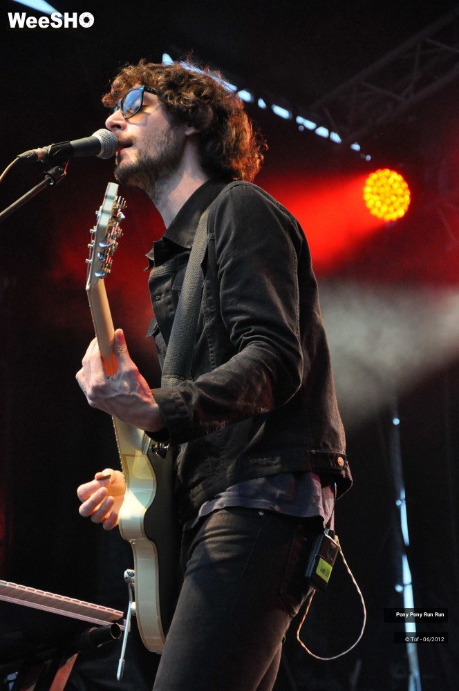 37/50 photos du spectacle Pony Pony Run Run