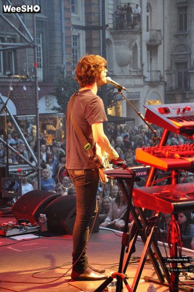 40/50 photos du spectacle Pony Pony Run Run