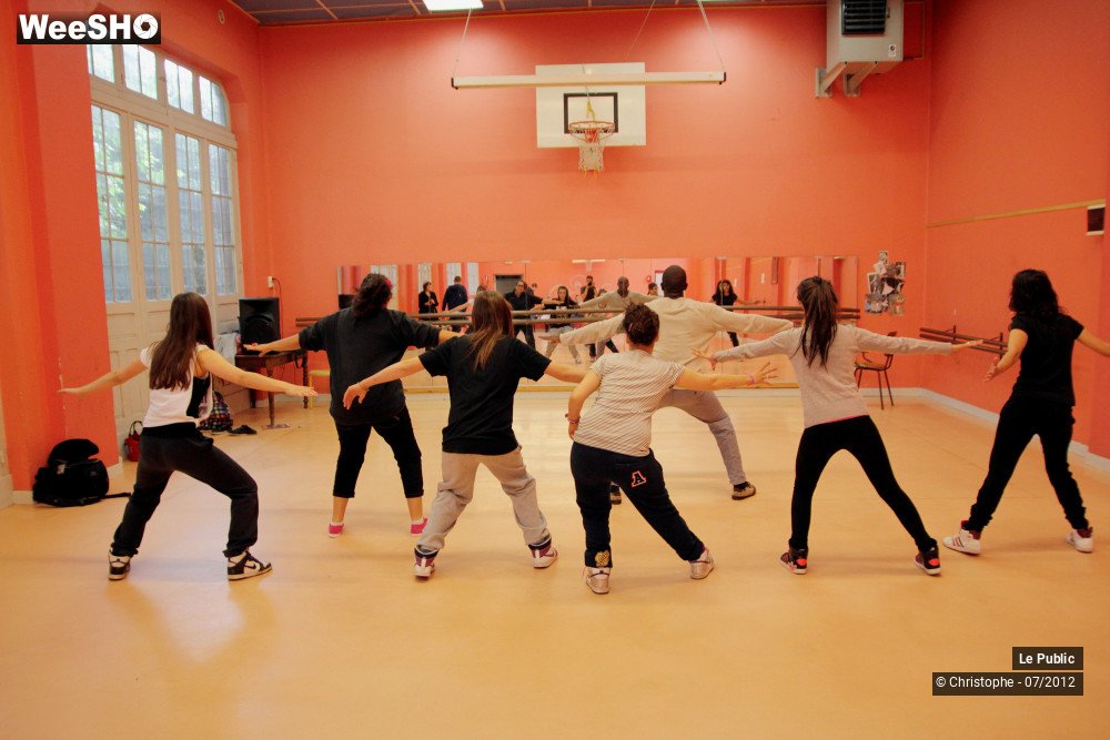 14/50 photos du spectacle stage de danse - call 911