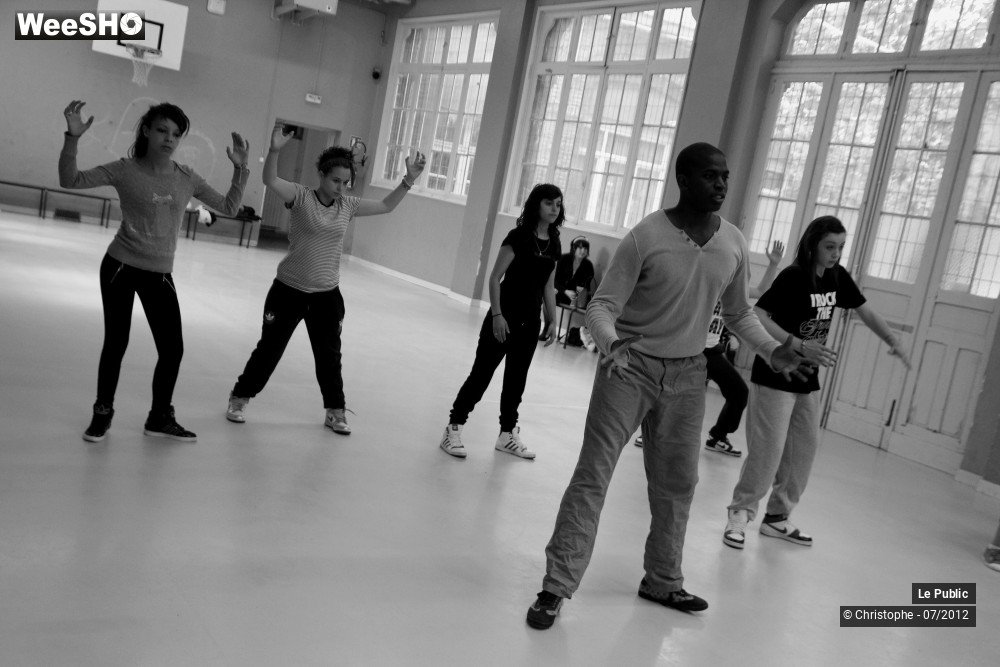 21/50 photos du spectacle stage de danse - call 911