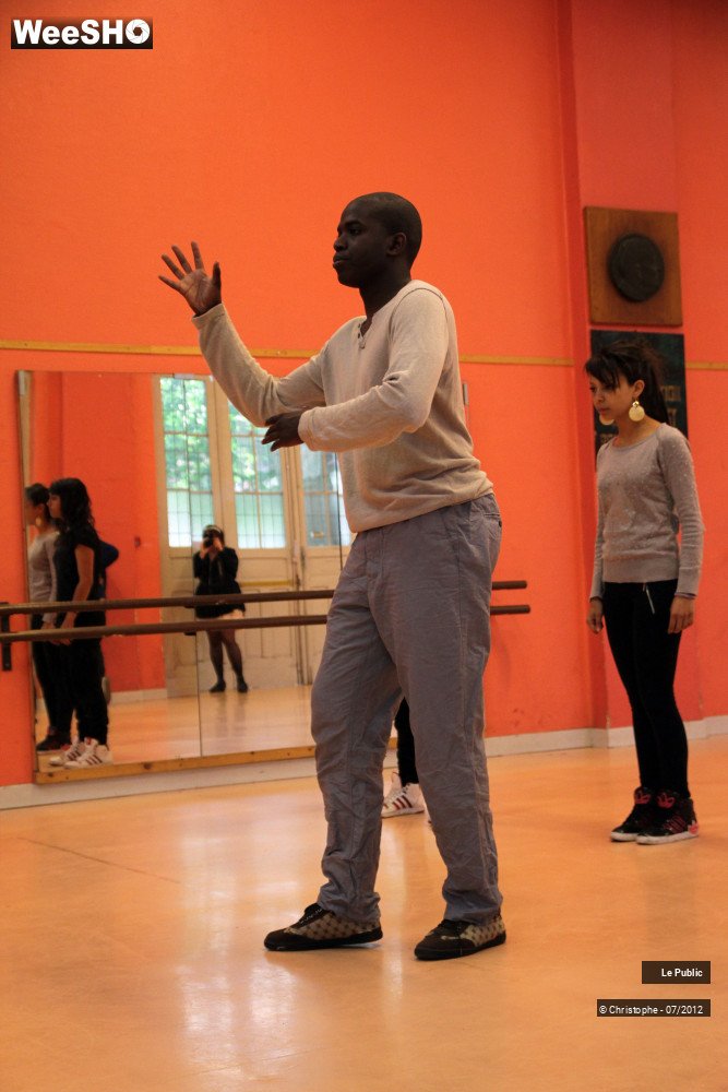 26/50 photos du spectacle stage de danse - call 911