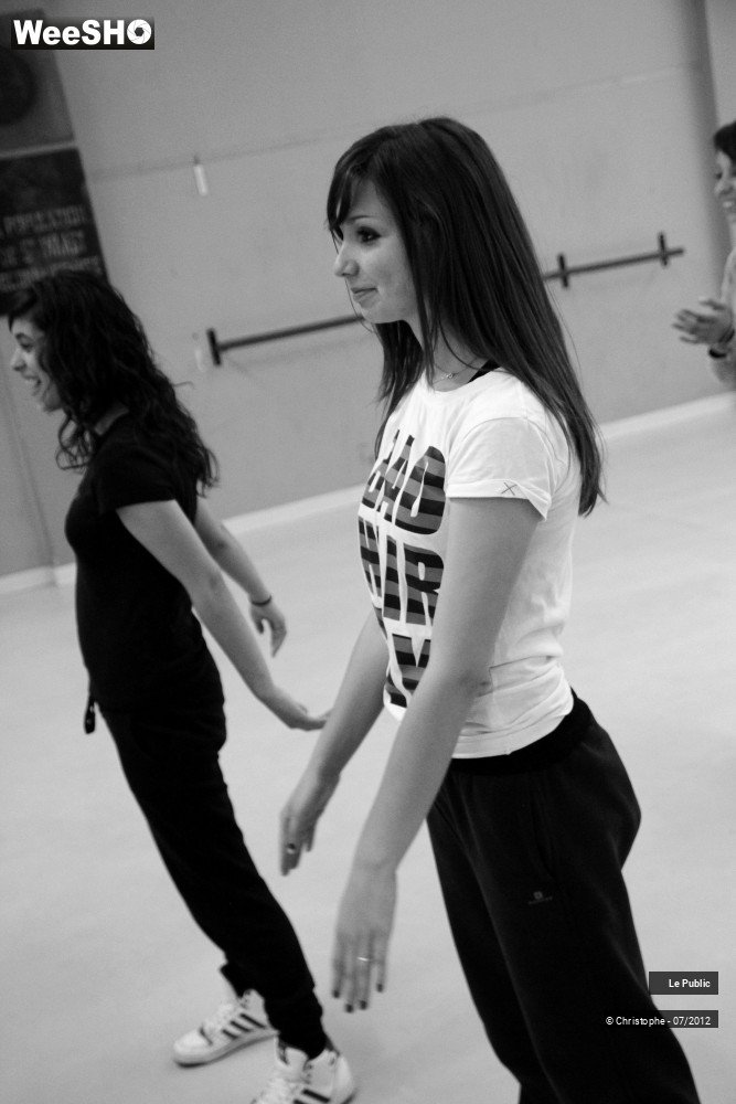 50/50 photos du spectacle stage de danse - call 911