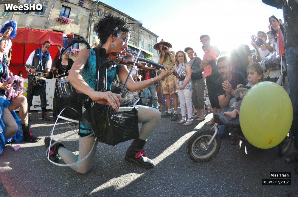 7/46 photos du spectacle Miss Trash