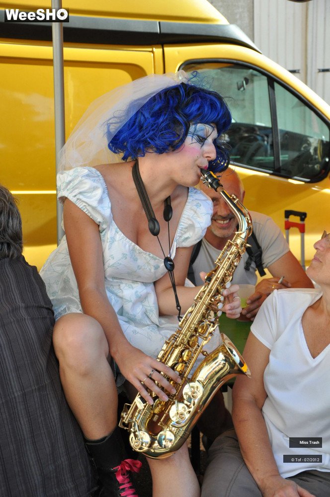 32/46 photos du spectacle Miss Trash