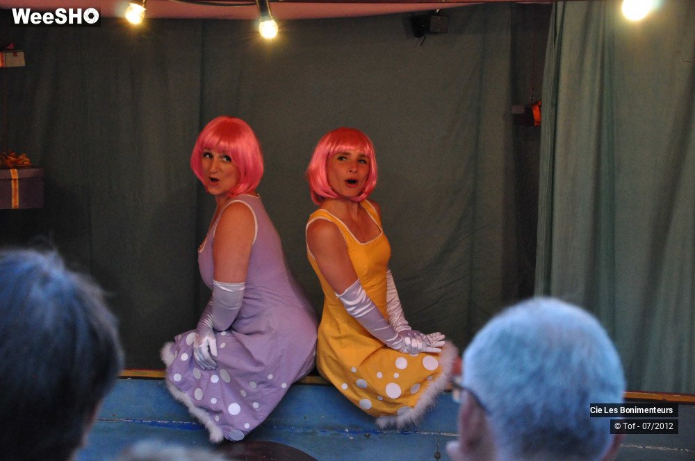 3/42 photos du spectacle La loterie érotique des demoiselles