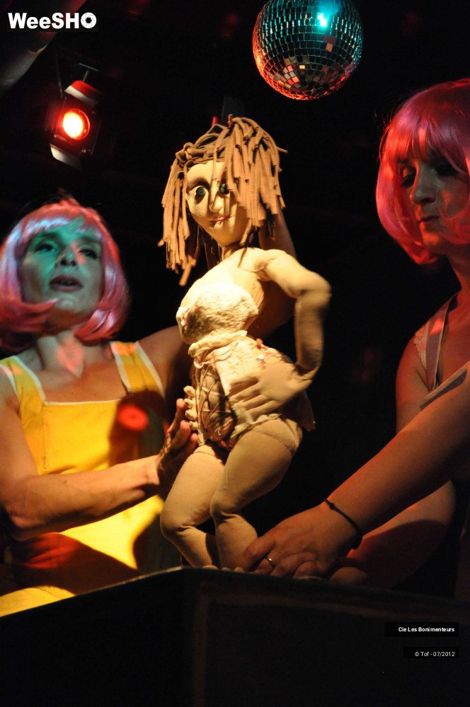 38/42 photos du spectacle La loterie érotique des demoiselles