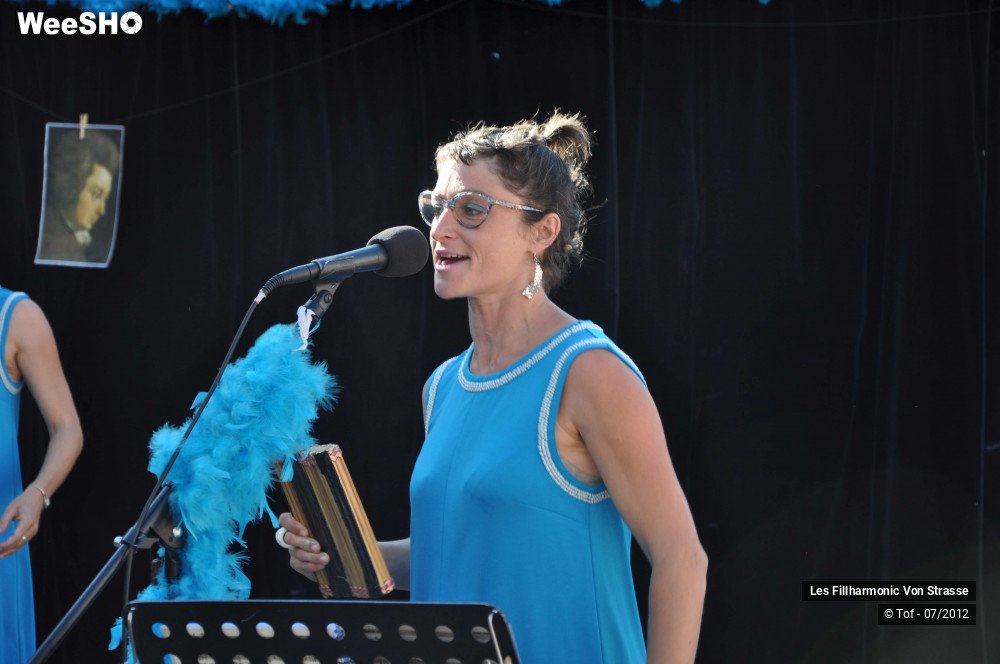 4/23 photos du spectacle Les Fillharmonic Von Strasse